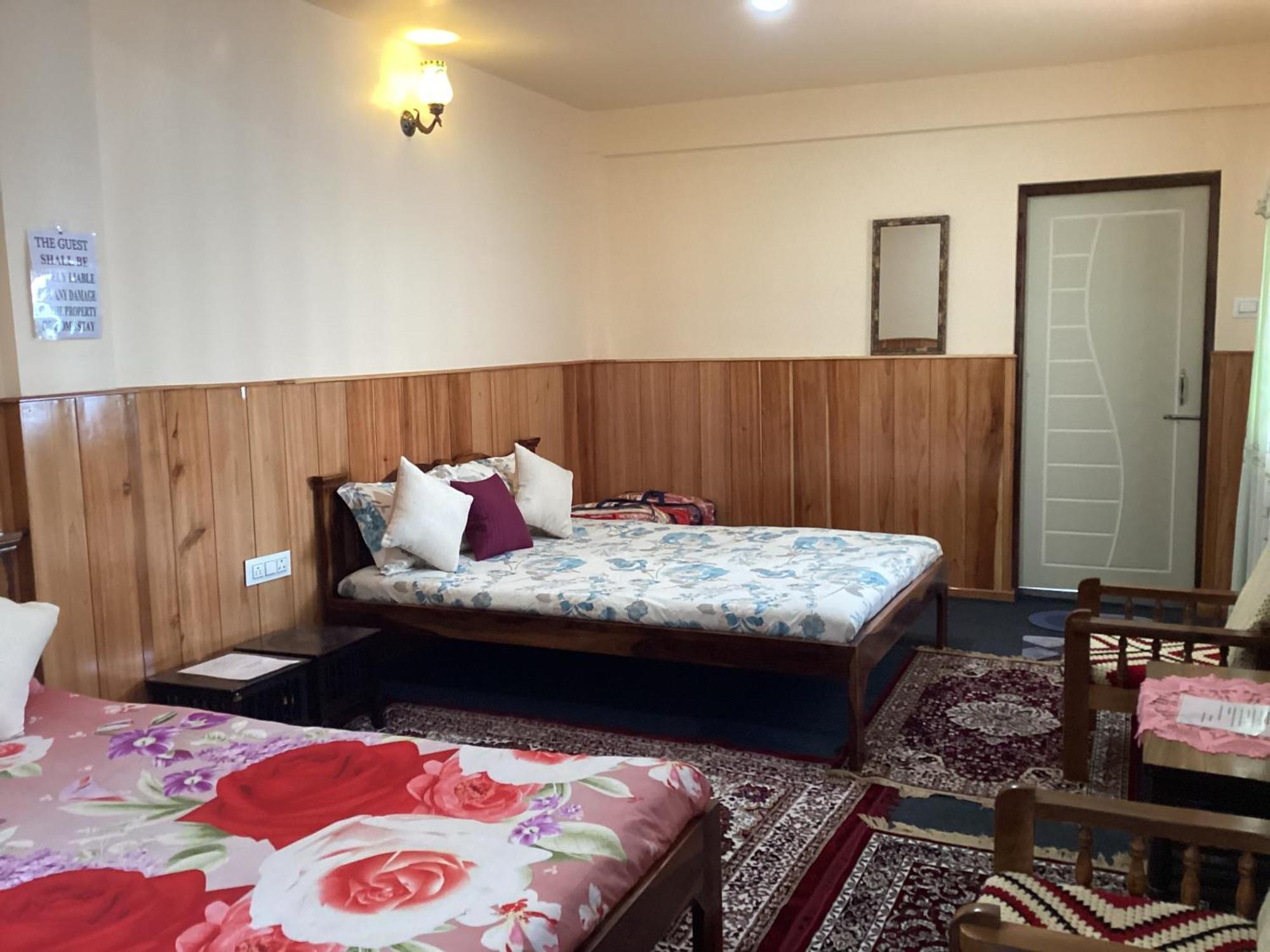 Waruhang Homestay ダージリン エクステリア 写真